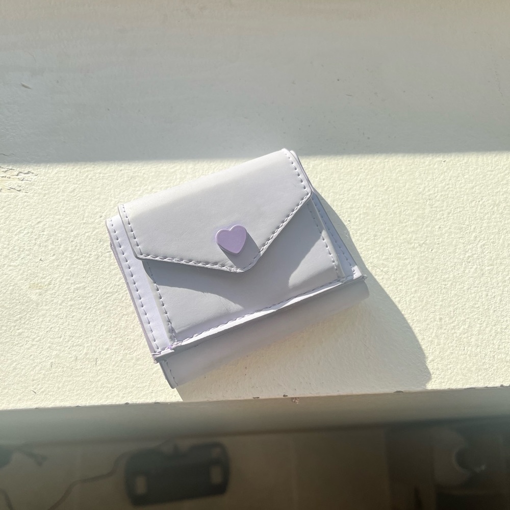 Cute Kawaii purple wallet from Claire’s! 2021